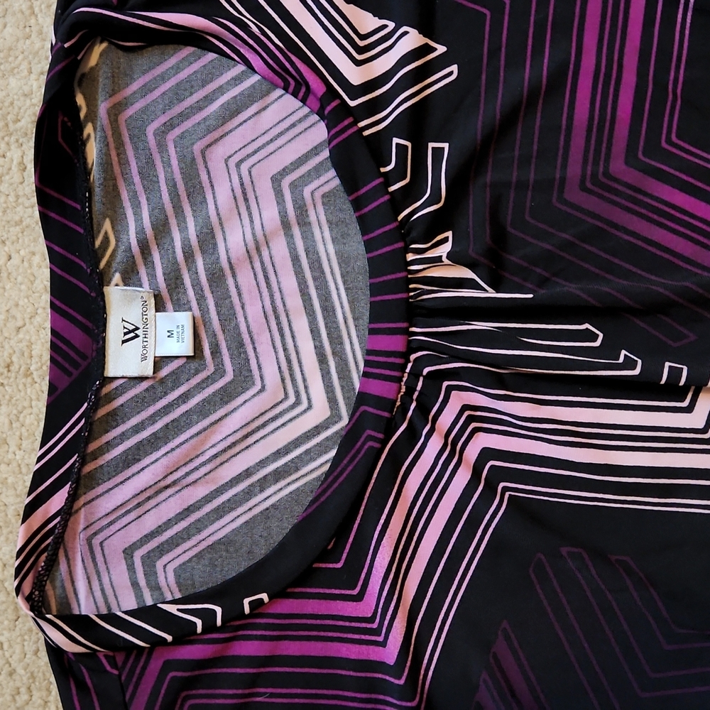Women's Worthington Purple/Black top Sz M - Picture 2 of 3